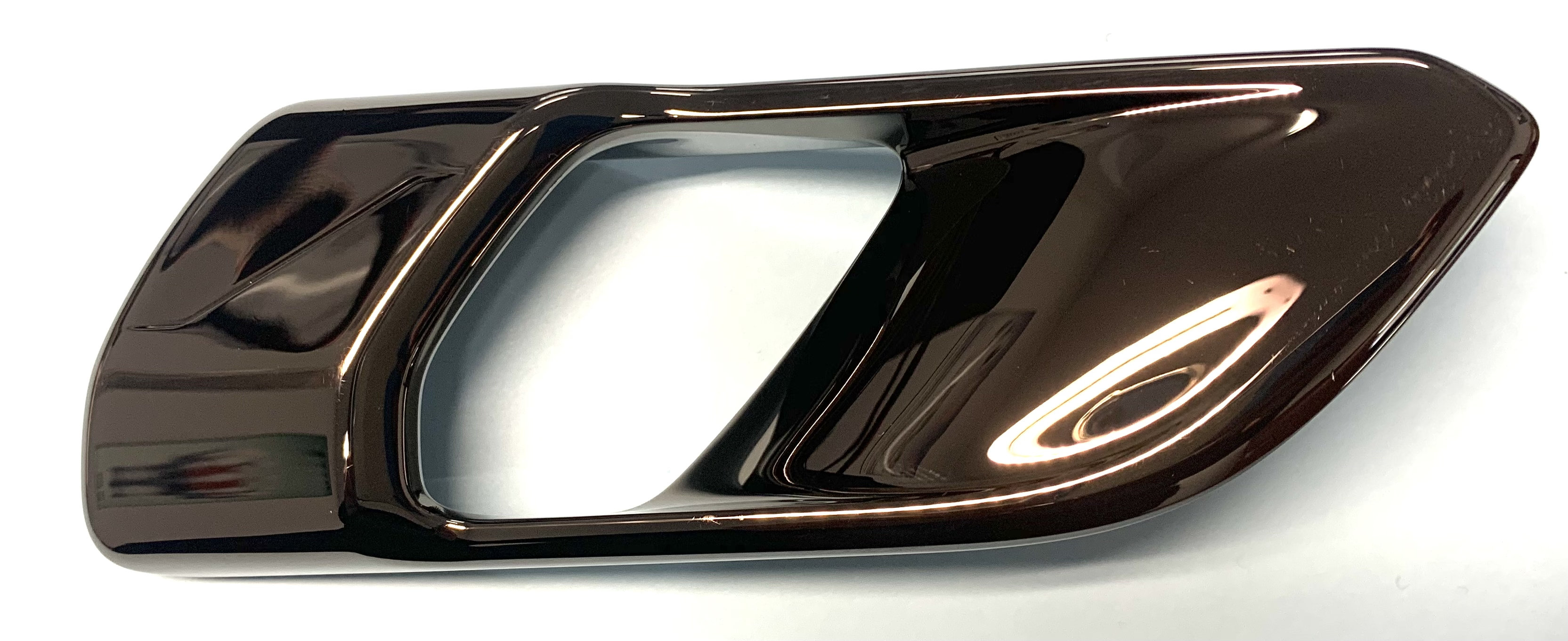 汽车门把手:塑胶注塑+水电镀+PVD+AF防指纹镀